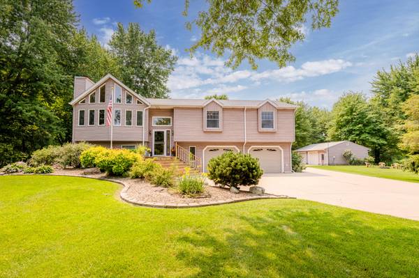 1070 W Glenlord Road, St. Joseph, MI 49085