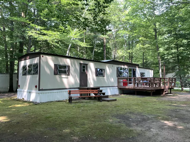537 N June Drive, Mears, MI 49436