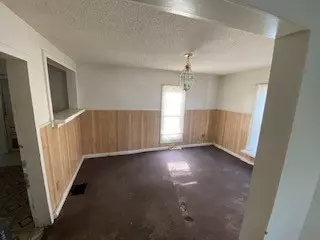 Jackson, MI 49203,1037 MAPLE AVE