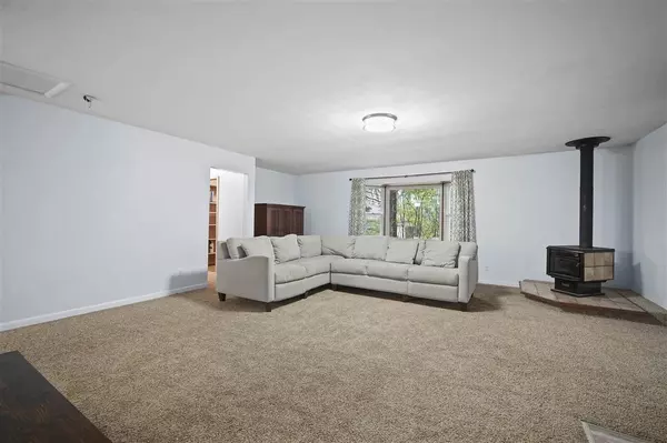 Jackson, MI 49201,1949 E KIMMEL RD