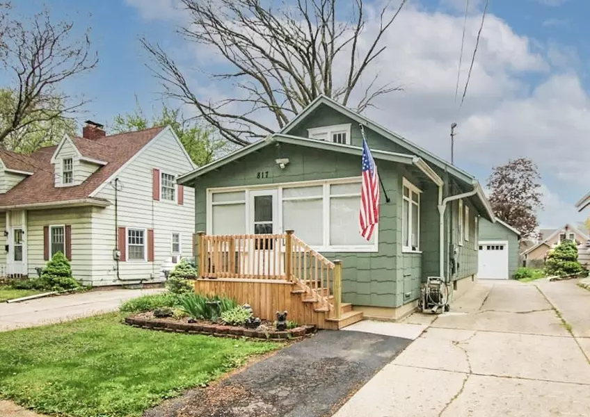 817 NORTH HAYFORD AVE, Lansing, MI 48912