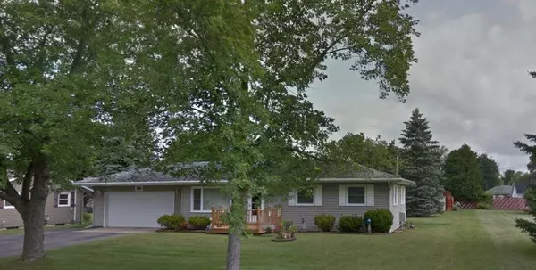 308 HILLVIEW DR, Michigan Center, MI 49254