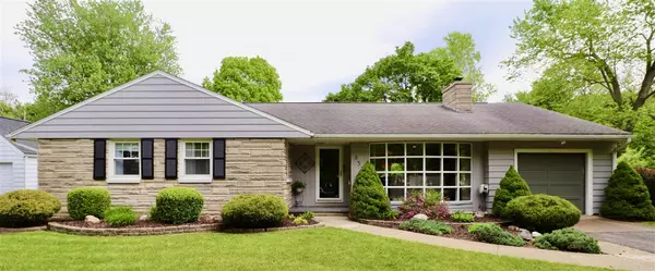 833 SPRINGCREST BLVD, Jackson, MI 49203