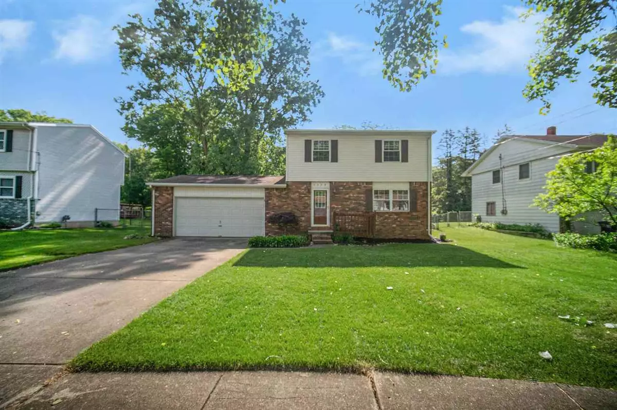 Jackson, MI 49203,3373 BLUE LN