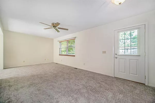 Jackson, MI 49203,3373 BLUE LN