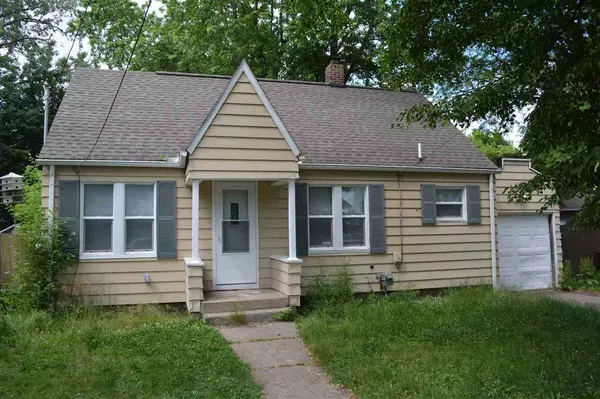 1808 PLYMOUTH, Jackson, MI 49203