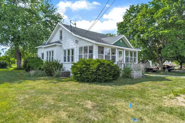 Jackson, MI 49202,842 EVANSTON DR