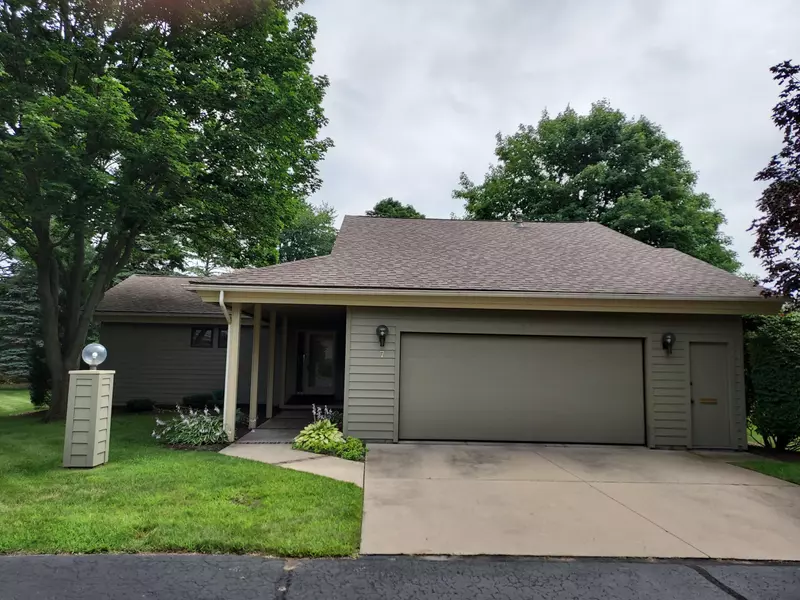 300 RUSSELL #7, Mount Pleasant, MI 48858