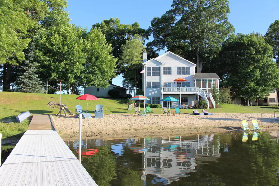 60680 Klett Drive, Decatur, MI 49045