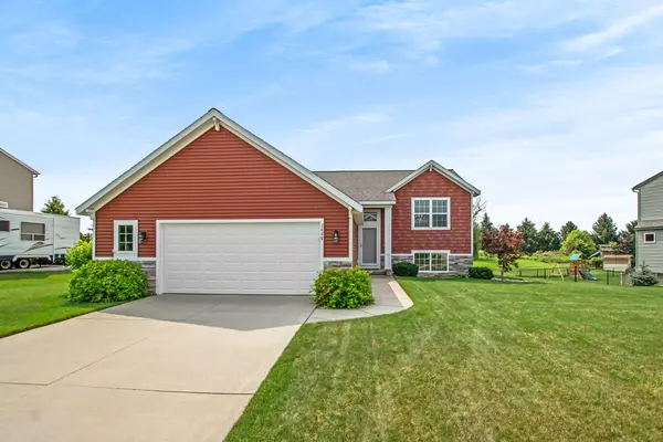 3666 Sun Ridge Drive, Hudsonville, MI 49426