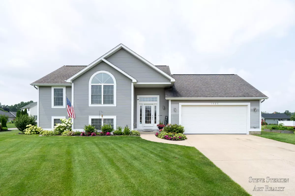 Zeeland, MI 49464,1455 Hillridge Way