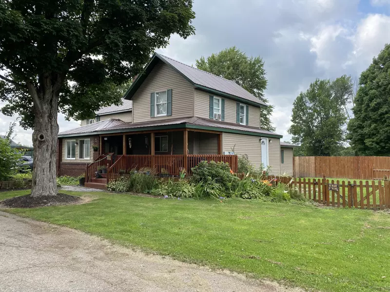 232 Center Street, Burr Oak, MI 49030