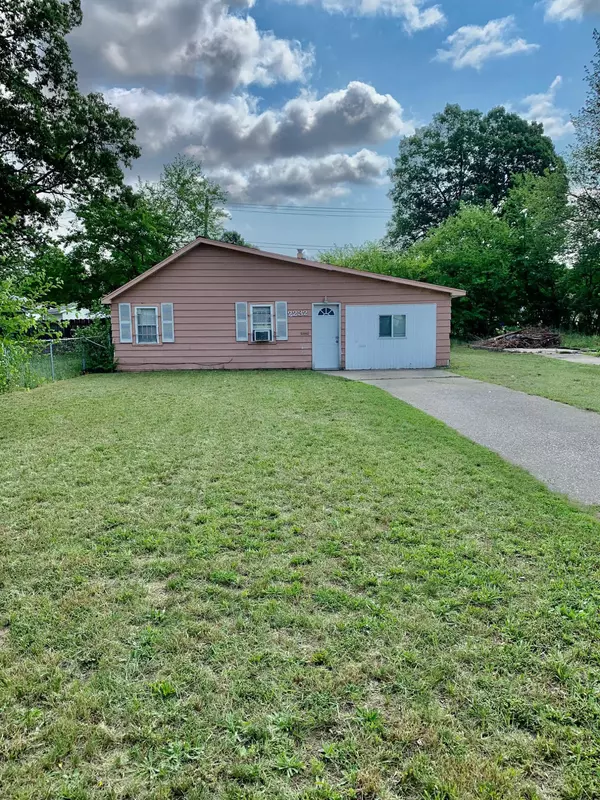 2232 Wood Street, Muskegon Heights, MI 49444