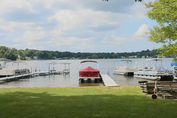 Dowagiac, MI 49047,92964 CR 690