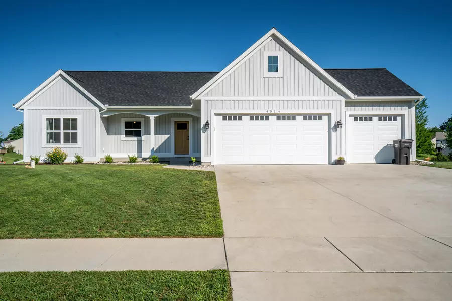 4514 Rolling Ridge Drive, Caledonia, MI 49316