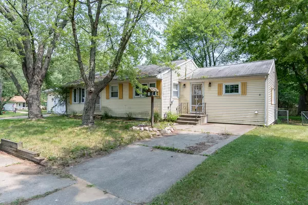 Gobles, MI 49055,112 Poplar Street