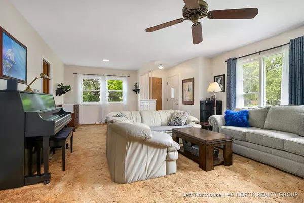 Byron Center, MI 49315,7432 Burlingame SW Avenue