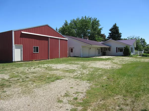 Six Lakes, MI 48886,7556 Musson Road