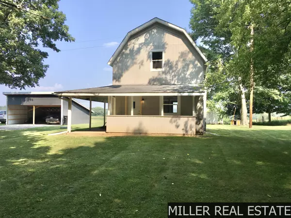 10325 S Banfield Road, Dowling, MI 49050