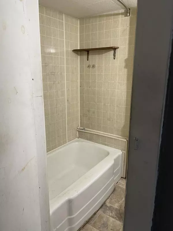 Muskegon Heights, MI 49444,3380 7th Street