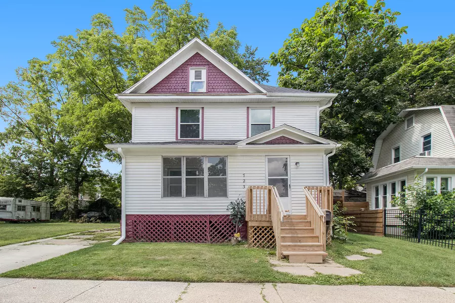 723 STAPLES Avenue, Kalamazoo, MI 49007