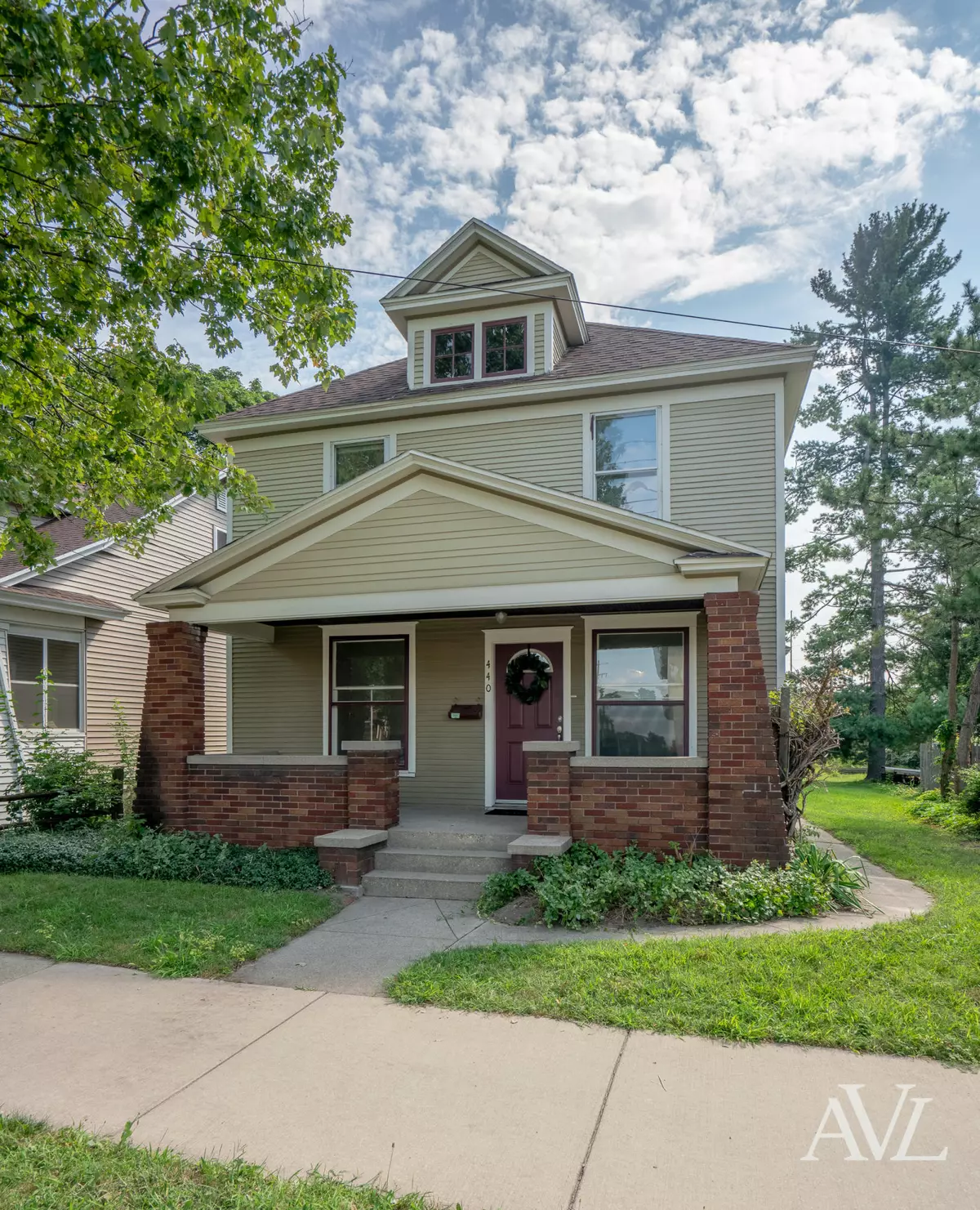 Grand Rapids, MI 49503,440 Diamond NE Avenue