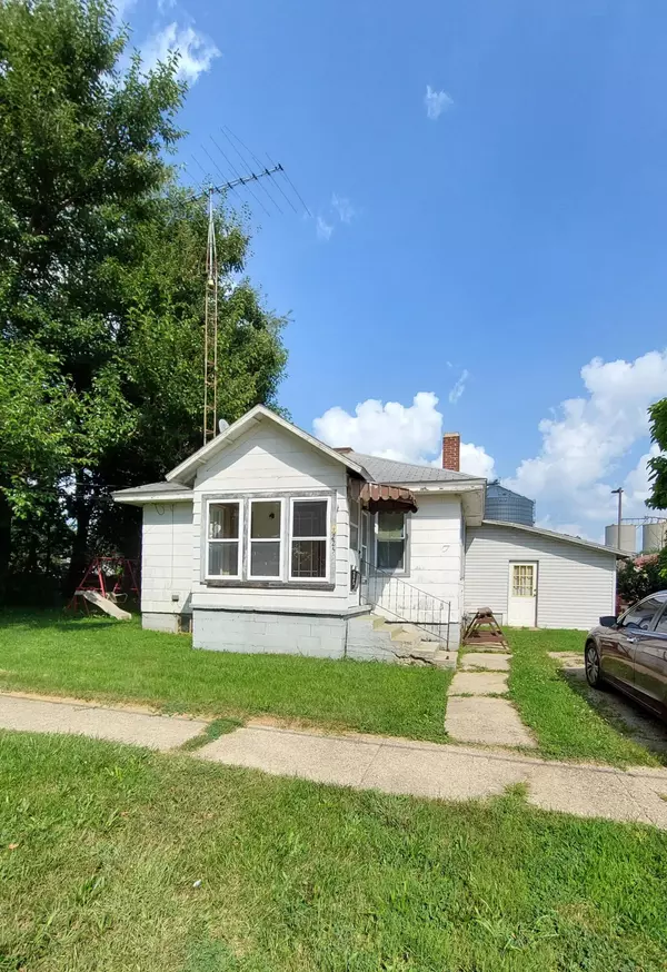 225 Lynn Street, Reading, MI 49274