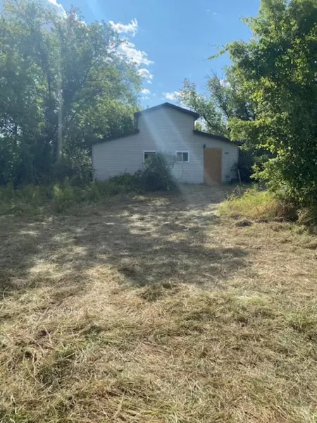 2255 25th Avenue, Blanchard, MI 49310