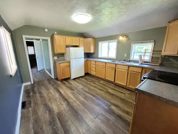 Homer, MI 49245,114 N Webster Street