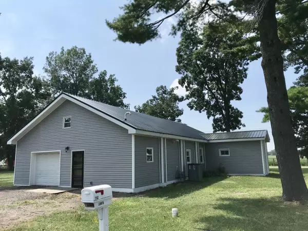 71162 Lakeview Drive, White Pigeon, MI 49099