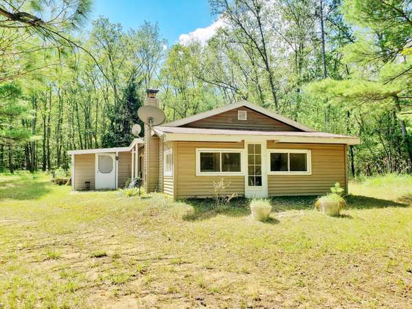 1894 W Pierce Drive, Brohman, MI 49312