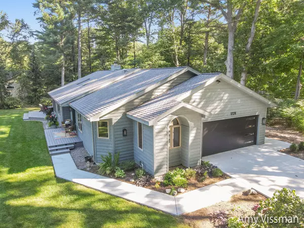 West Olive, MI 49460,17211 Windchime Court