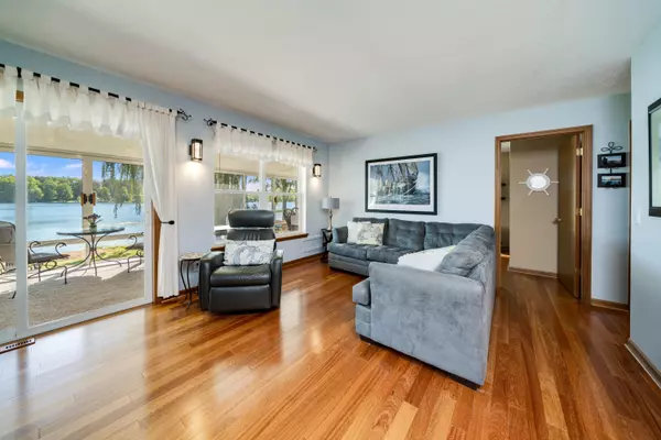 Grand Junction, MI 49056,9531 Burda Street