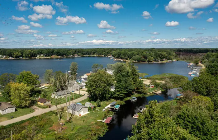 31820 Sunrise Avenue, Dowagiac, MI 49047