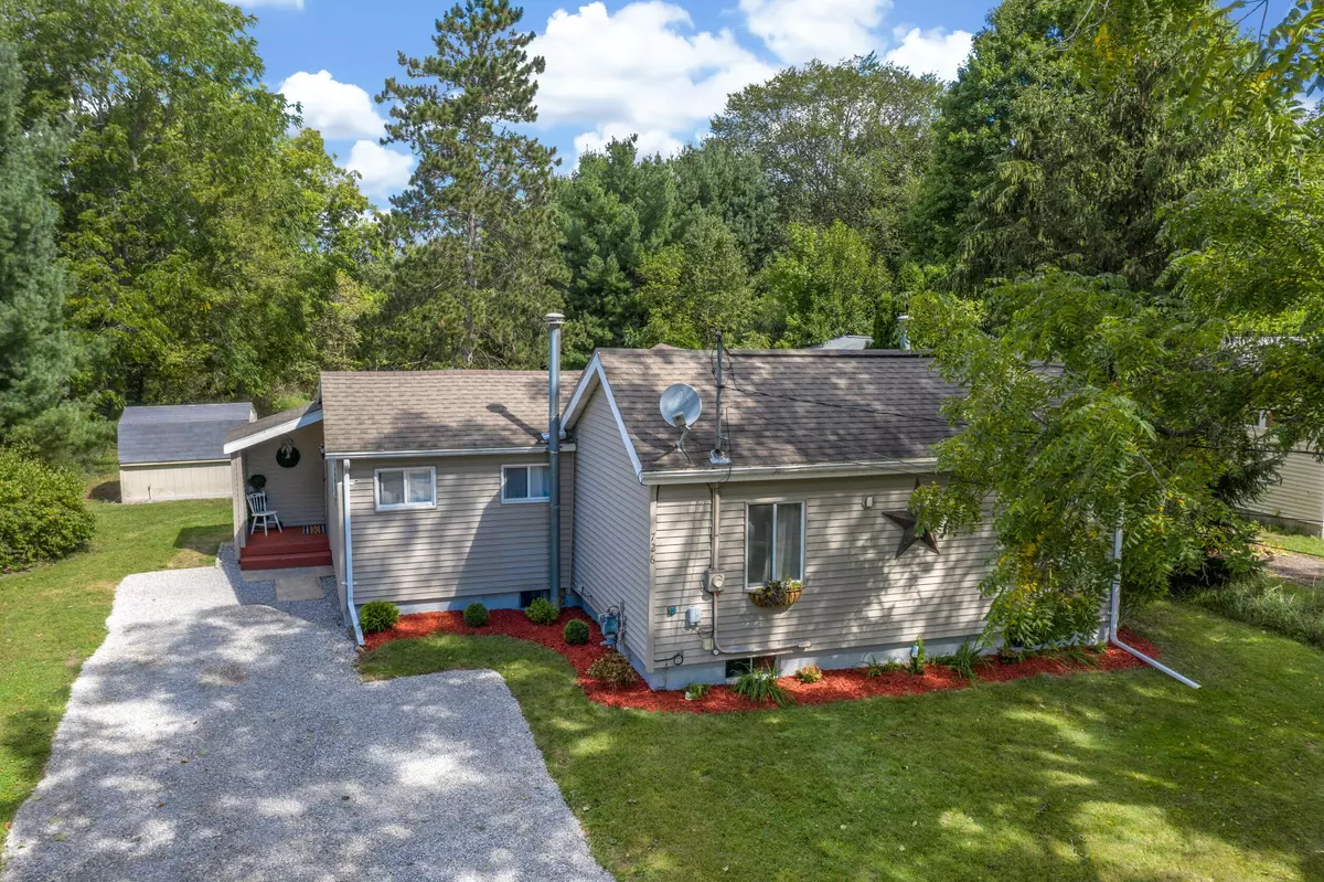 Eaton Rapids, MI 48827,726 Lansing Street