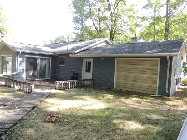 Stanwood, MI 49346,9211 St. Ives Drive Drive
