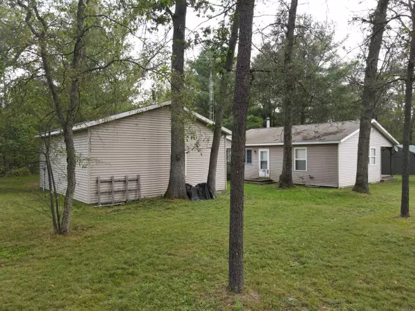 107 14 Mile Road, Marion, MI 49665