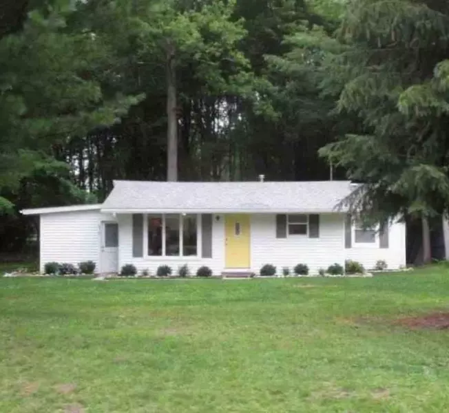 270 Wiley Road, Douglas, MI 49406