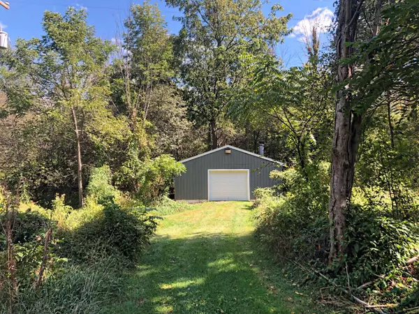 Eaton Rapids, MI 48827,3705 Gale Road