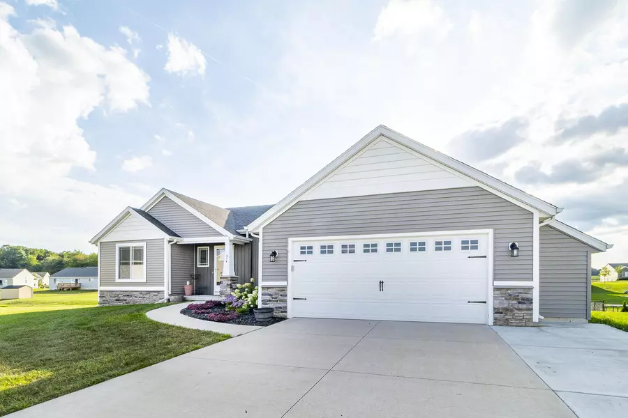 314 Robin Court, Caledonia, MI 49316