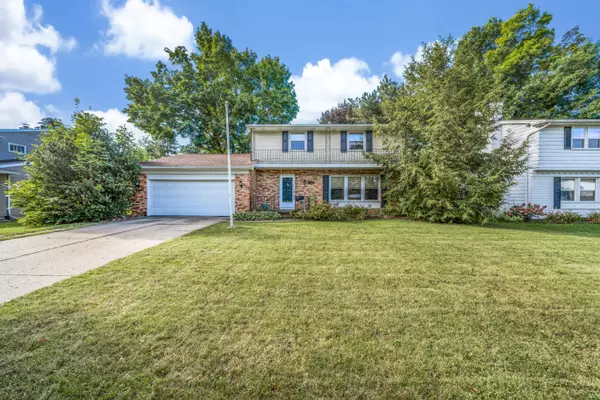 3423 Colchester Road, Lansing, MI 48906