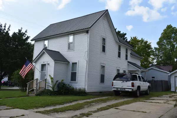 205 E Elm Street, Fremont, MI 49412