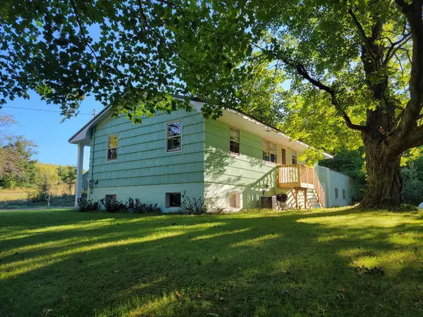 Onekama, MI 49675,5275 Joseph Road