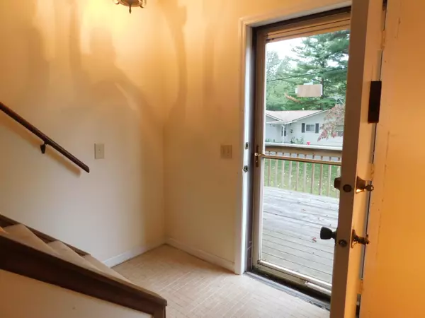 Dowagiac, MI 49047,31871 W Lakeshore Drive