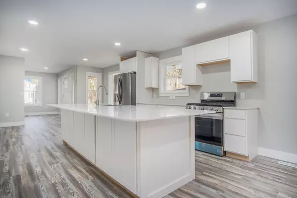 Muskegon, MI 49441,1881 Letart Avenue