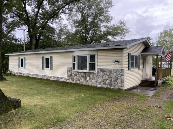 4552 W Meinert Park Road, Montague, MI 49437