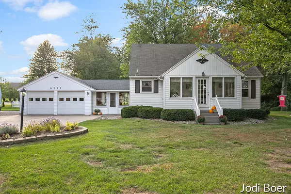 6599 96th Avenue, Zeeland, MI 49464