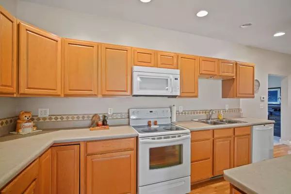 Brooklyn, MI 49230,7338 Cement City Road