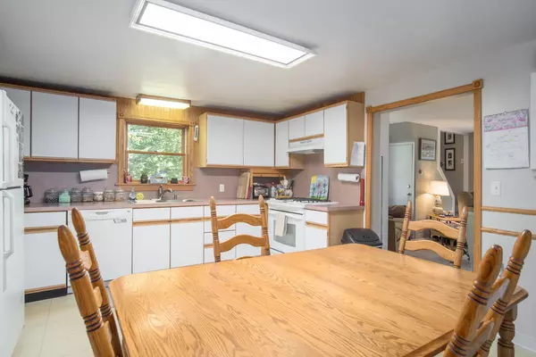 Pentwater, MI 49449,539 N Morris Street