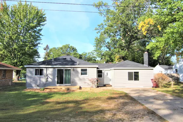 567 S Sheridan Drive, Muskegon, MI 49442